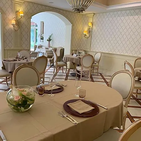 فندق Ristorante Borgo Antico شيبرانو